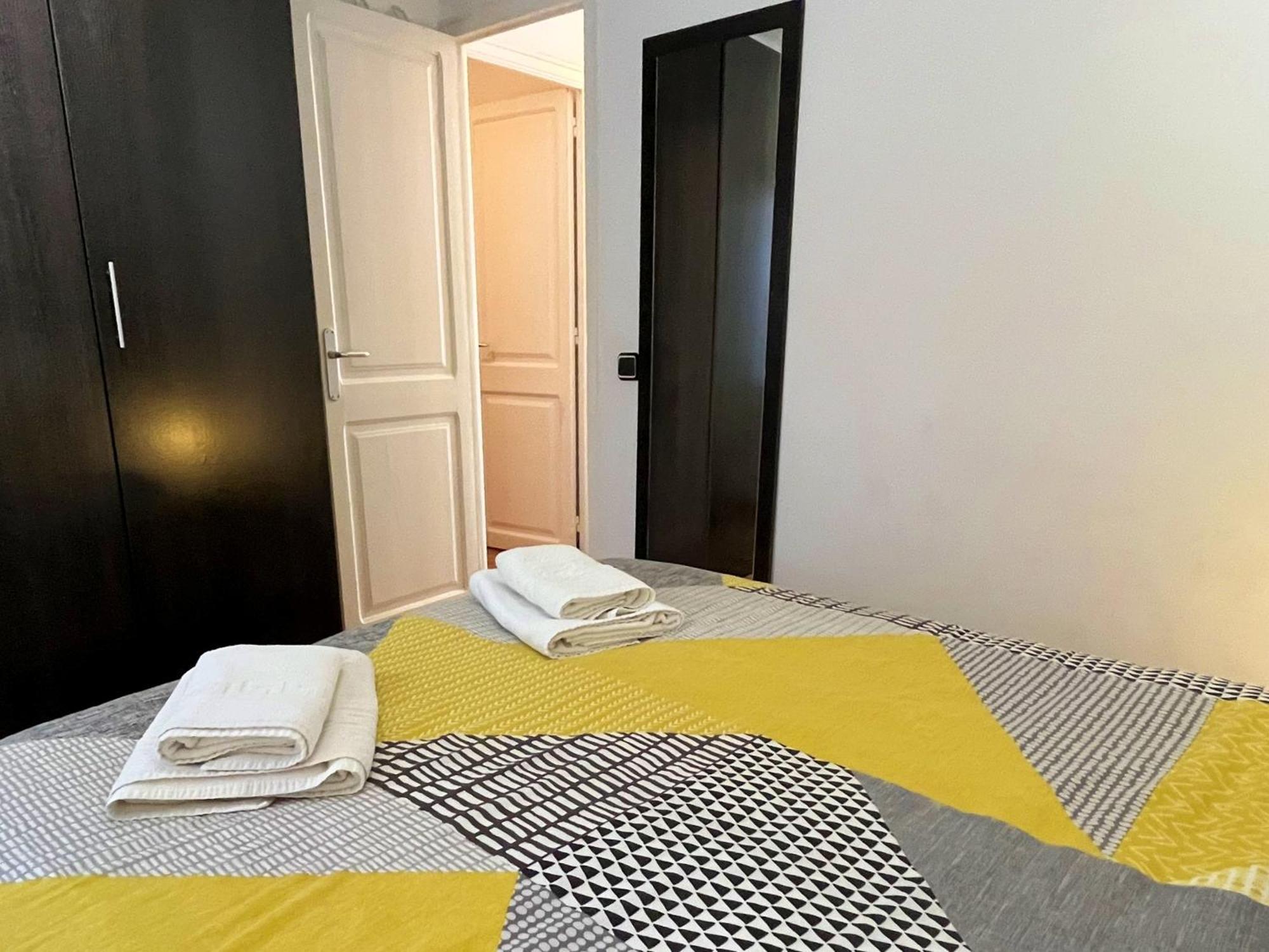 Apartamento Cerca De La Playa Blanes Ngoại thất bức ảnh